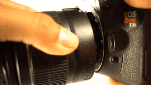 Mounting the Nikon lens to Canon camera
