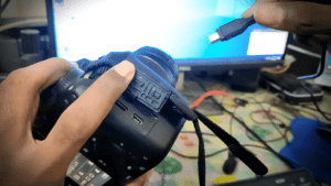 Connecting camera to a USB cable